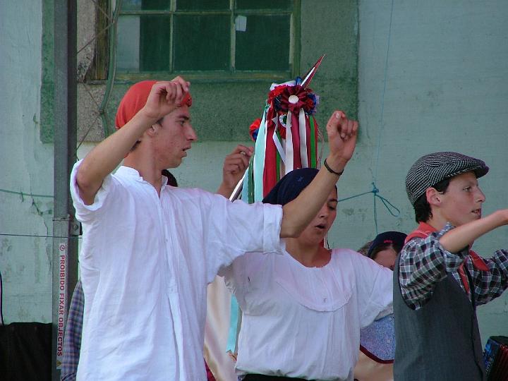 Segundo. Festival .de .Folclore .em. SANTA. VALHA 2003.JPG